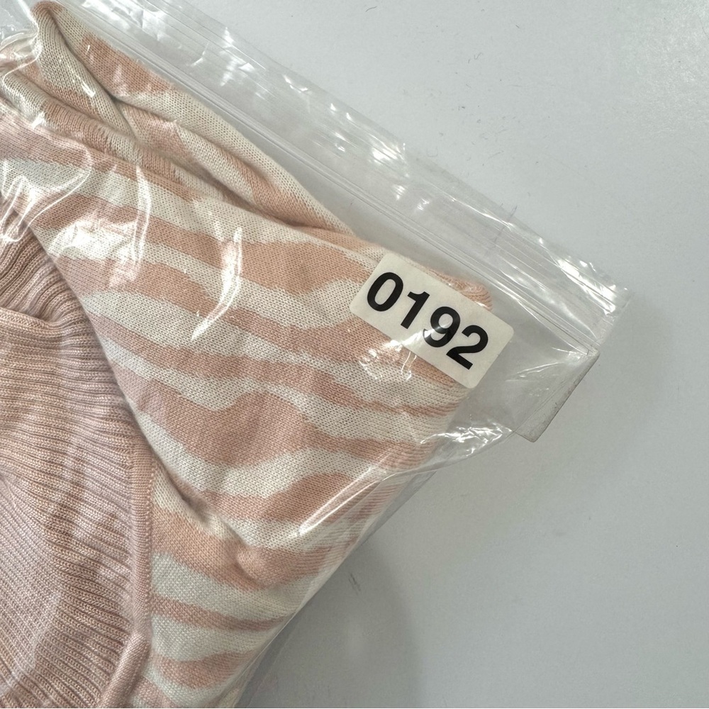 Calvin Klein Women’s S Mock Cowl Neck Sweater Pink/White Zebra Print Long Sleeve - Picture 10 of 10